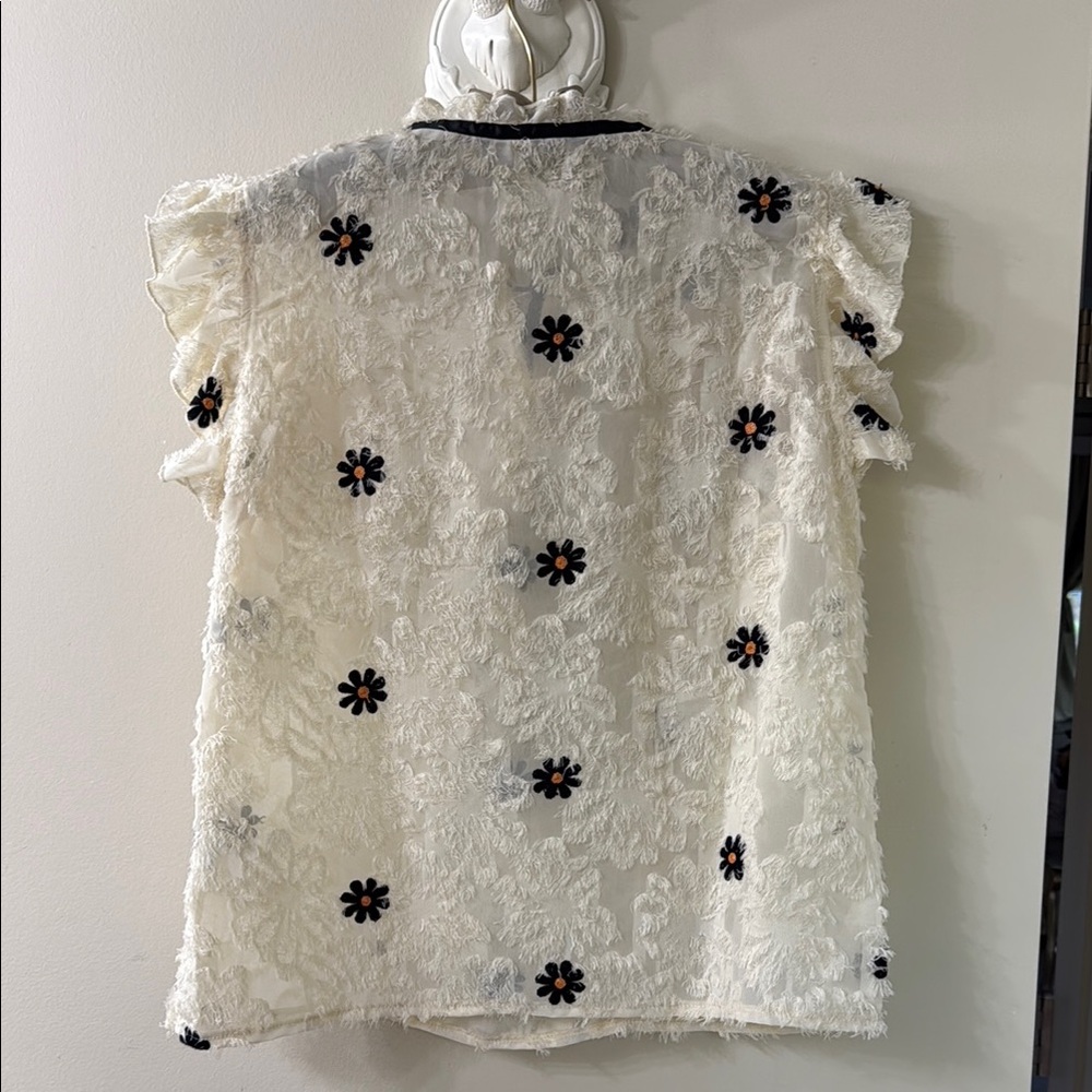 Floral Lace Ruffle Top - Cream - Picture 5 of 5